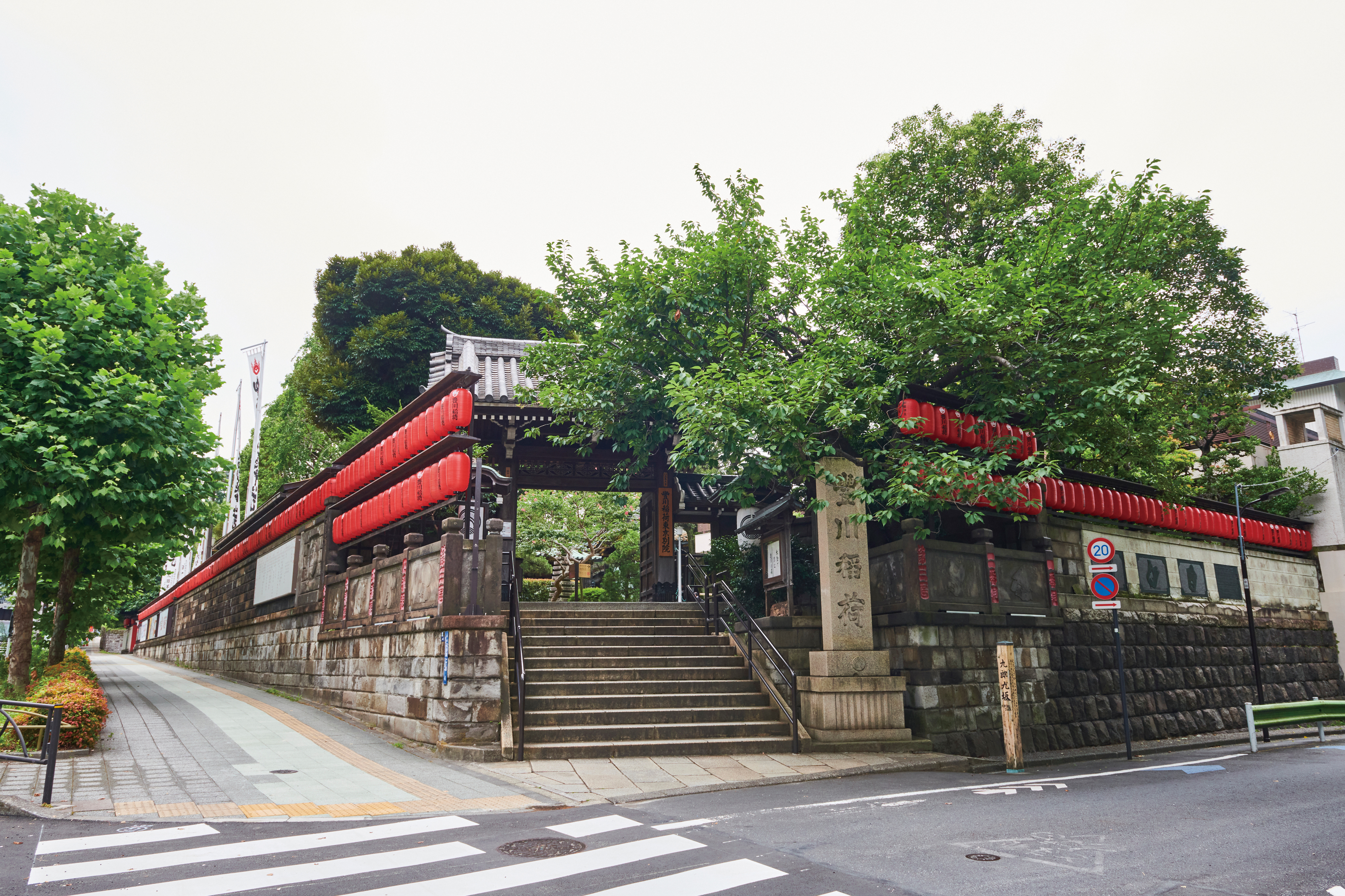 港区‒自慢の宝ものを訪ねて 豊川稲荷東京別院