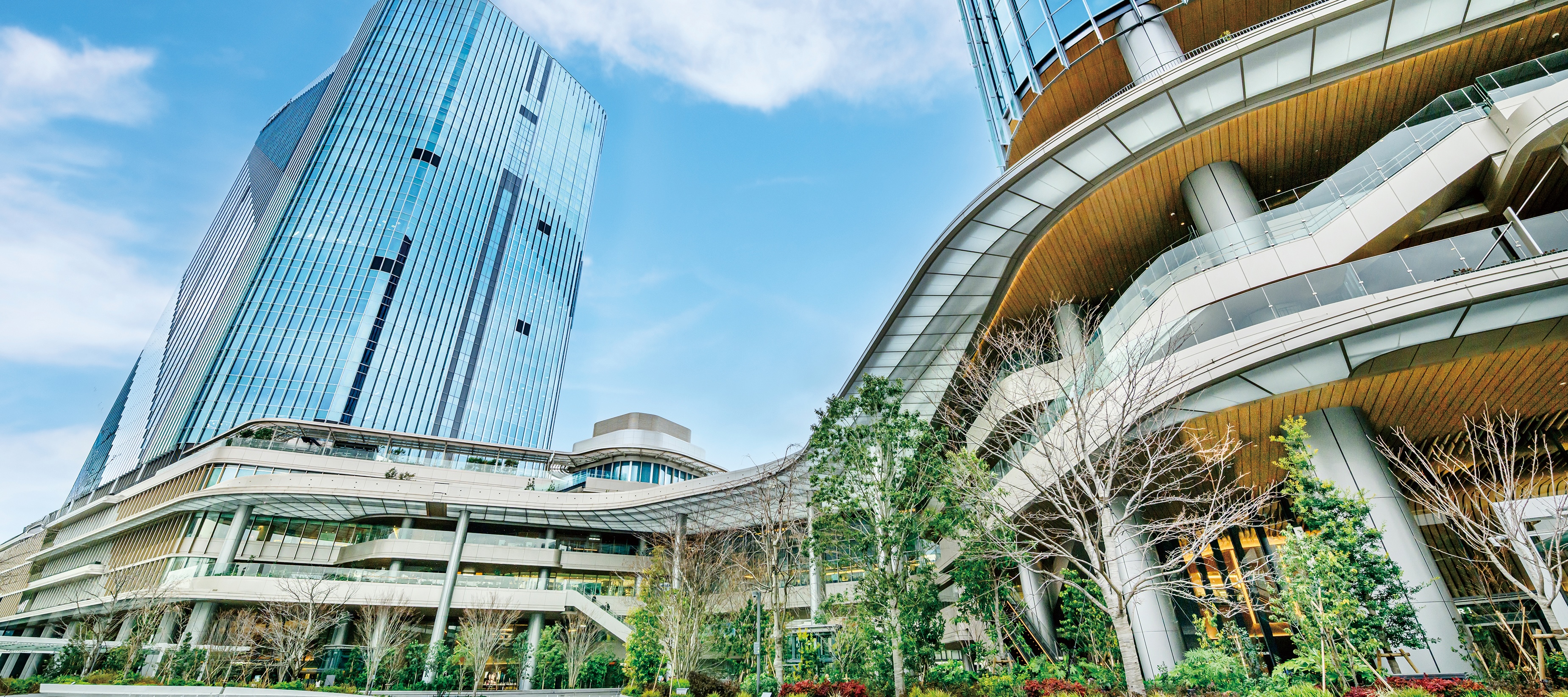 港区‒自慢の宝ものを訪ねて TAKANAWA GATEWAY Travel Service Center（タカナワゲートウェイ
    トラベルサービスセンター）