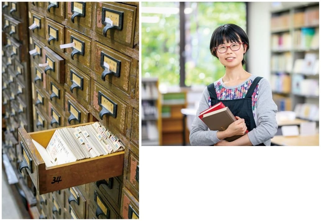 目録カードと司書の小林はつきさん